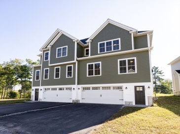 47 Thomas Mann Circle, Norfolk, Massachusetts, 3 Bedrooms Bedrooms, 8 Rooms Rooms,2.5 BathroomsBathrooms,Residential,For Sale,Thomas Mann Circle,73506719