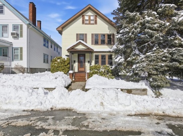7-9 Clyde Rd, Watertown, Massachusetts, 5 Bedrooms Bedrooms, 13 Rooms Rooms,2 BathroomsBathrooms,Residential Income,For Sale,Clyde Rd,73480415