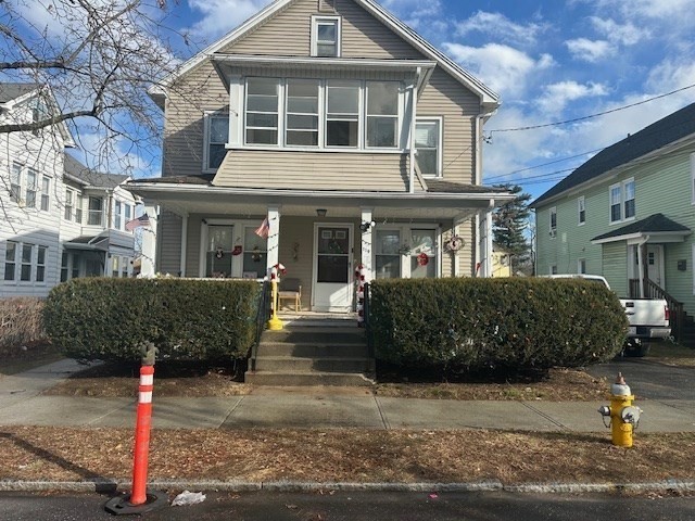 117-119 Draper St, Springfield, Massachusetts, 6 Bedrooms Bedrooms, 12 Rooms Rooms,2 BathroomsBathrooms,Residential Income,For Sale,Draper St,73506845