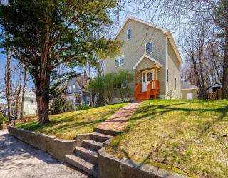 608 Church St, Northbridge, Massachusetts, 3 Bedrooms Bedrooms, 6 Rooms Rooms,1.5 BathroomsBathrooms,Residential,For Sale,Church St,73506844