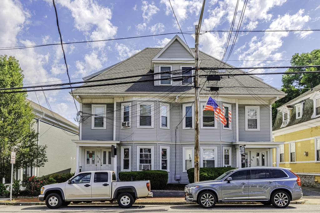 84 Main St., North Andover, Massachusetts, 2 Bedrooms Bedrooms, 5 Rooms Rooms,1 BathroomBathrooms,Residential Lease,For Rent,Main St.,73506904