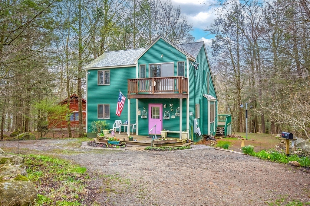 32 Woodchuck Hollow, Tolland, Massachusetts, 3 Bedrooms Bedrooms, 6 Rooms Rooms,2 BathroomsBathrooms,Residential,For Sale,Woodchuck Hollow,73506939