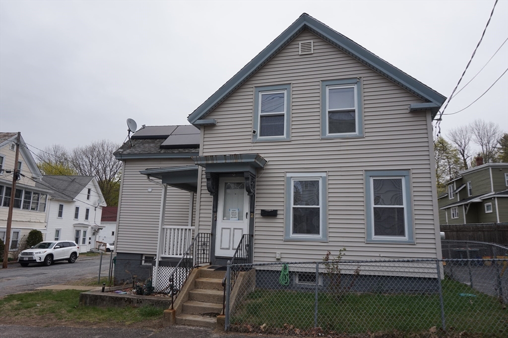 2 Brigham Street, Fitchburg, Massachusetts, 3 Bedrooms Bedrooms, 7 Rooms Rooms,1 BathroomBathrooms,Residential,For Sale,Brigham Street,73506943