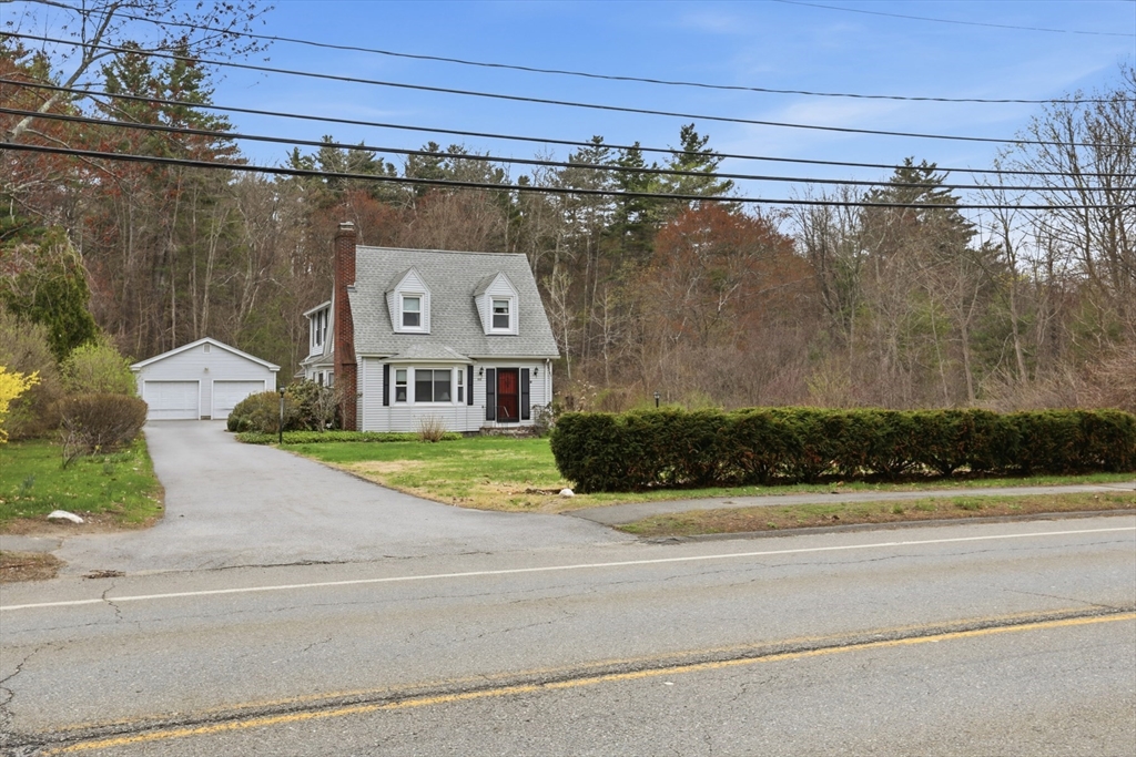 115 Ashby State Rd, Fitchburg, Massachusetts, 4 Bedrooms Bedrooms, 7 Rooms Rooms,1.5 BathroomsBathrooms,Residential,For Sale,Ashby State Rd,73506920