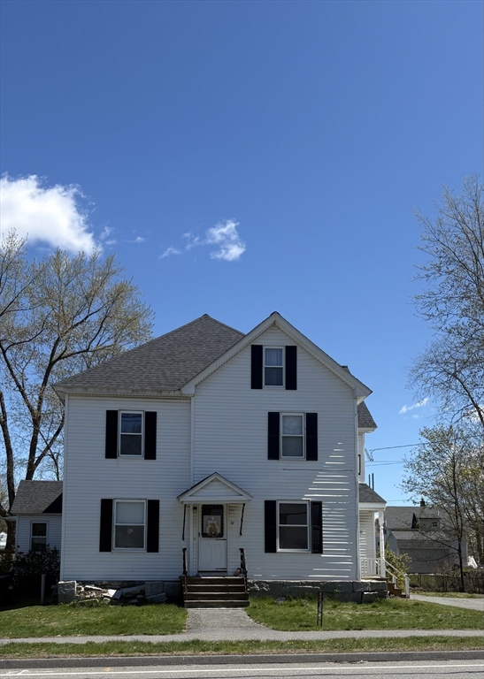 22 Goldsmith Street, Littleton, Massachusetts, 5 Bedrooms Bedrooms, 20 Rooms Rooms,4 BathroomsBathrooms,Residential Income,For Sale,Goldsmith Street,73507008