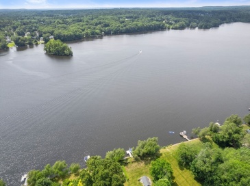 269 Bullard Street, Walpole, Massachusetts, 3 Bedrooms Bedrooms, 8 Rooms Rooms,3.5 BathroomsBathrooms,Residential,For Sale,Bullard Street,73506879
