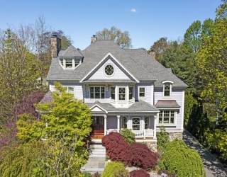 16 Meriam St, Lexington, Massachusetts, 6 Bedrooms Bedrooms, 18 Rooms Rooms,7 BathroomsBathrooms,Residential Lease,For Rent,Meriam St,73506930