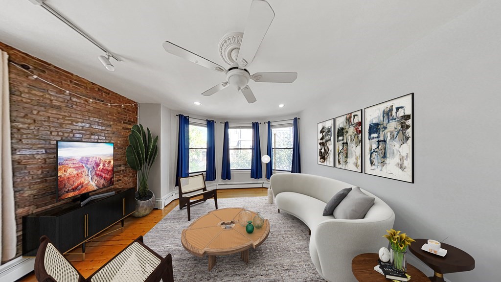 1536-1540 Tremont, Boston, Massachusetts, 2 Bedrooms Bedrooms, 5 Rooms Rooms,1 BathroomBathrooms,Residential Lease,For Rent,Tremont,73507018