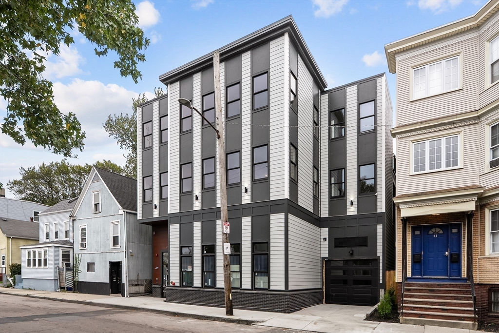 47 Condor, Boston, Massachusetts, 1 Bedroom Bedrooms, 4 Rooms Rooms,1 BathroomBathrooms,Residential,For Sale,Condor,73507035