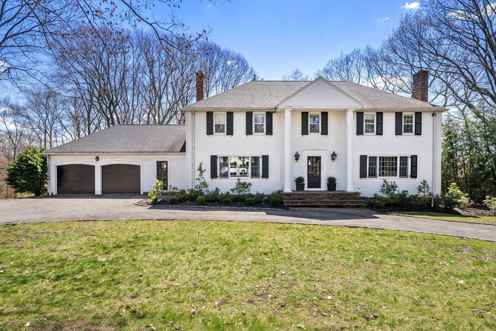 100 Albion Rd, Wellesley, Massachusetts, 5 Bedrooms Bedrooms, 9 Rooms Rooms,4.5 BathroomsBathrooms,Residential,For Sale,Albion Rd,73507050