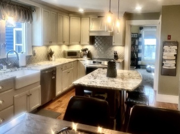 131 Pleasant Valley St, Methuen, Massachusetts, 3 Bedrooms Bedrooms, 6 Rooms Rooms,2 BathroomsBathrooms,Residential,For Sale,Pleasant Valley St,73506855
