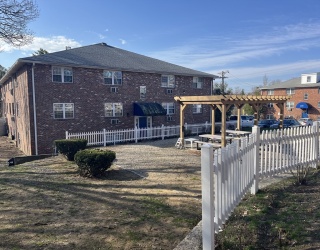 234 Low Street, Newburyport, Massachusetts, 1 Bedroom Bedrooms, 3 Rooms Rooms,1 BathroomBathrooms,Residential,For Sale,Low Street,73506875