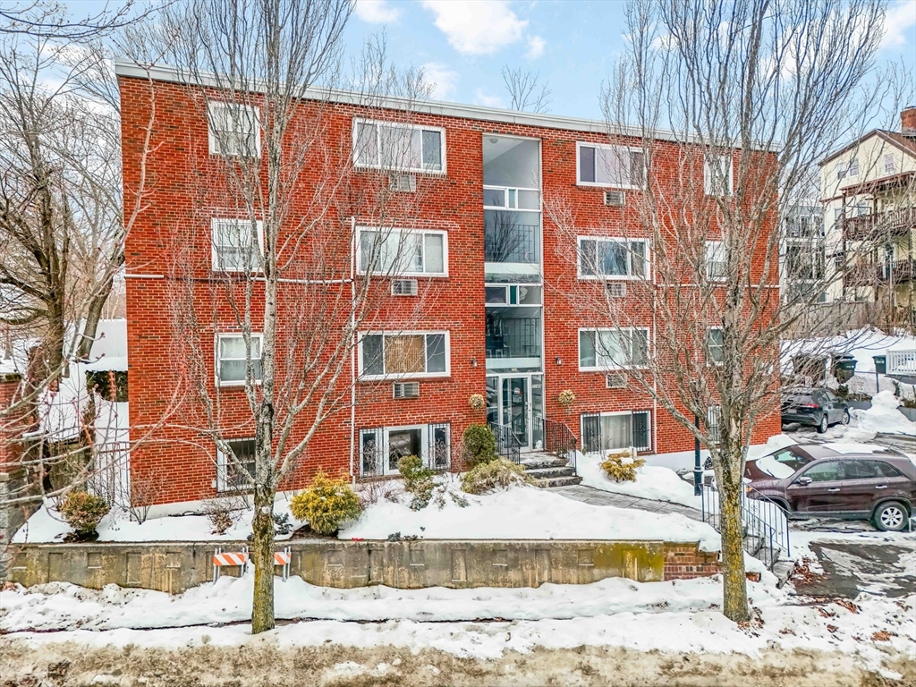 2089 Dorchester Avenue, Boston, Massachusetts, 2 Bedrooms Bedrooms, 5 Rooms Rooms,1 BathroomBathrooms,Residential,For Sale,Dorchester Avenue,73467163
