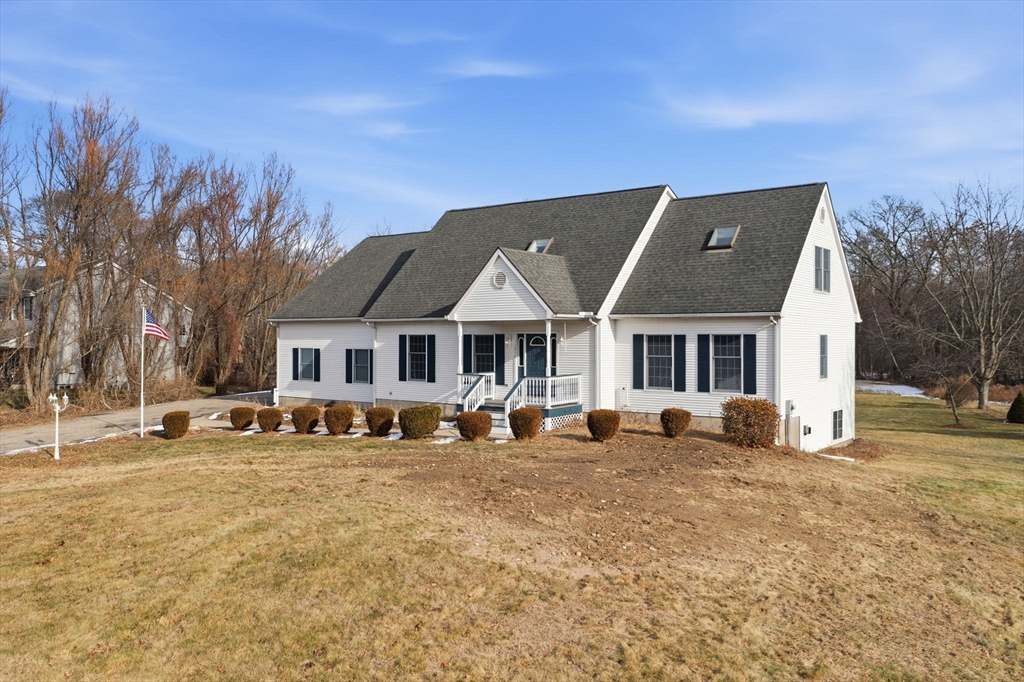 1070 Glendale Road, Wilbraham, Massachusetts, 3 Bedrooms Bedrooms, 7 Rooms Rooms,2.5 BathroomsBathrooms,Residential,For Sale,Glendale Road,73464794
