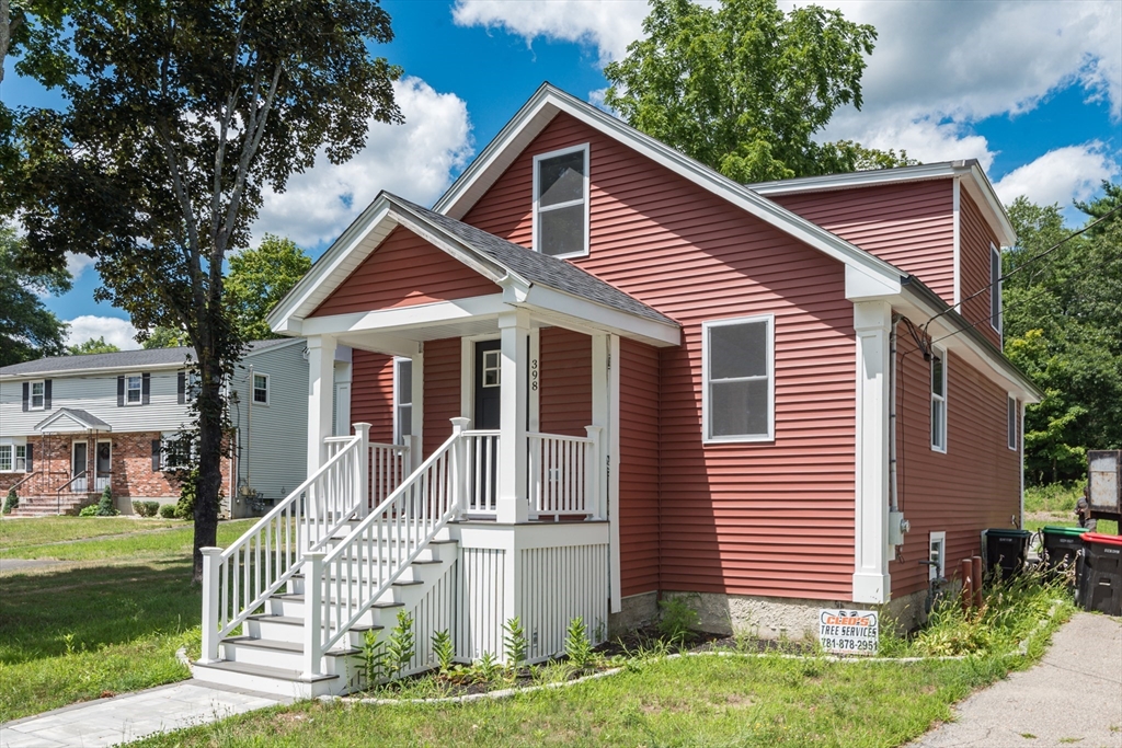 398 Plymouth St, Bridgewater, Massachusetts, 3 Bedrooms Bedrooms, 6 Rooms Rooms,2 BathroomsBathrooms,Residential,For Sale,Plymouth St,73482276