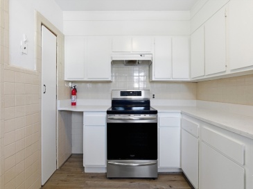 9 Clyde Rd, Watertown, Massachusetts, 3 Bedrooms Bedrooms, 7 Rooms Rooms,1 BathroomBathrooms,Residential Lease,For Rent,Clyde Rd,73503392 9 Clyde Rd, Watertown, Massachusetts, 3 Bedrooms Bedrooms, 7 Rooms Rooms,1 BathroomBathrooms,Residential Lease,For Rent,Clyde Rd,73503392