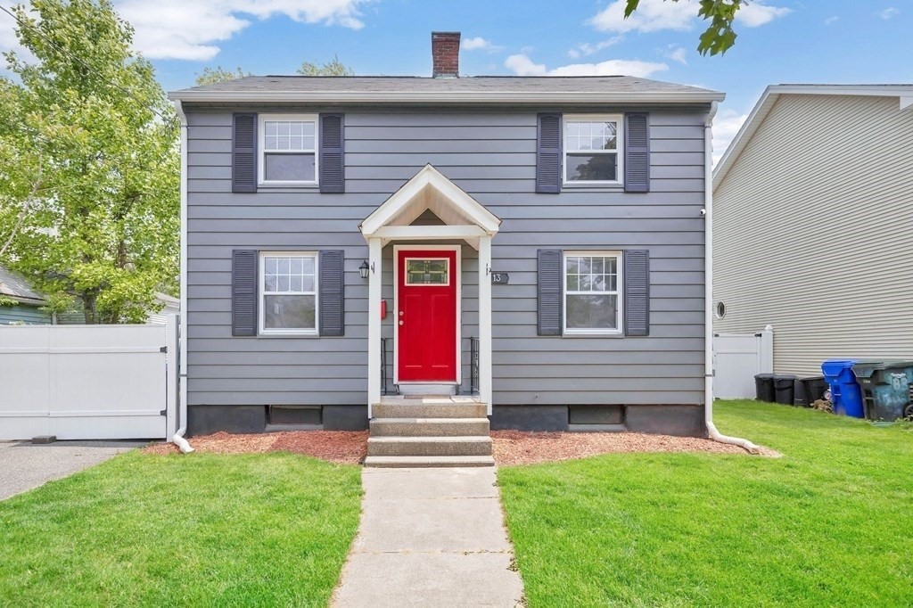 13 Bither St, Springfield, Massachusetts, 3 Bedrooms Bedrooms, 6 Rooms Rooms,1.5 BathroomsBathrooms,Residential,For Sale,Bither St,73460481