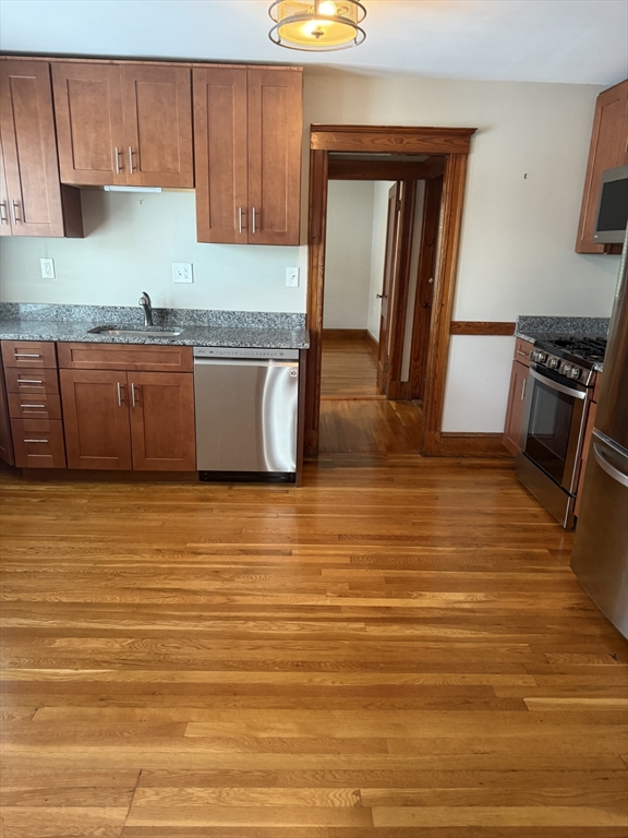 45 Kidder Street, Quincy, Massachusetts, 1 Bedroom Bedrooms, 3 Rooms Rooms,1 BathroomBathrooms,Residential Lease,For Rent,Kidder Street,73507093