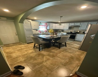 55 Salisbury St, New Bedford, Massachusetts, 3 Bedrooms Bedrooms, 6 Rooms Rooms,1 BathroomBathrooms,Residential Lease,For Rent,Salisbury St,73507094