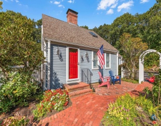 29 Oak Ridge Road, Sandwich, Massachusetts, 2 Bedrooms Bedrooms, 6 Rooms Rooms,3 BathroomsBathrooms,Residential,For Sale,Oak Ridge Road,73503085