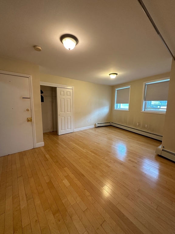 1800 Massachusetts Ave, Cambridge, Massachusetts, 2 Rooms Rooms,1 BathroomBathrooms,Residential Lease,For Rent,Massachusetts Ave,73507109