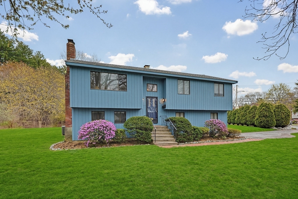 726 Water Street, Framingham, Massachusetts, 3 Bedrooms Bedrooms, 7 Rooms Rooms,1 BathroomBathrooms,Residential,For Sale,Water Street,73507127