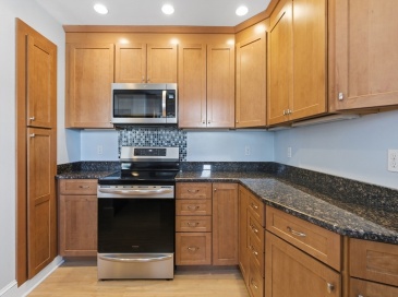 7 Clyde Rd, Watertown, Massachusetts, 2 Bedrooms Bedrooms, 6 Rooms Rooms,1 BathroomBathrooms,Residential Lease,For Rent,Clyde Rd,73492641 7 Clyde Rd, Watertown, Massachusetts, 2 Bedrooms Bedrooms, 6 Rooms Rooms,1 BathroomBathrooms,Residential Lease,For Rent,Clyde Rd,73492641