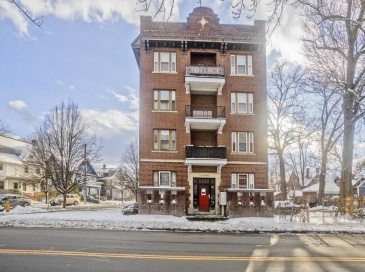 228 Belmont, Springfield, Massachusetts, 3 Bedrooms Bedrooms, 5 Rooms Rooms,1 BathroomBathrooms,Residential Lease,For Rent,Belmont,73507167 228 Belmont, Springfield, Massachusetts, 3 Bedrooms Bedrooms, 5 Rooms Rooms,1 BathroomBathrooms,Residential Lease,For Rent,Belmont,73507167