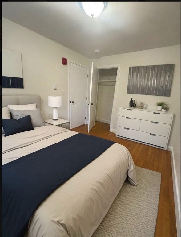 15 Park Ave, Foxboro, Massachusetts, 2 Bedrooms Bedrooms, 5 Rooms Rooms,1 BathroomBathrooms,Residential Lease,For Rent,Park Ave,73507174