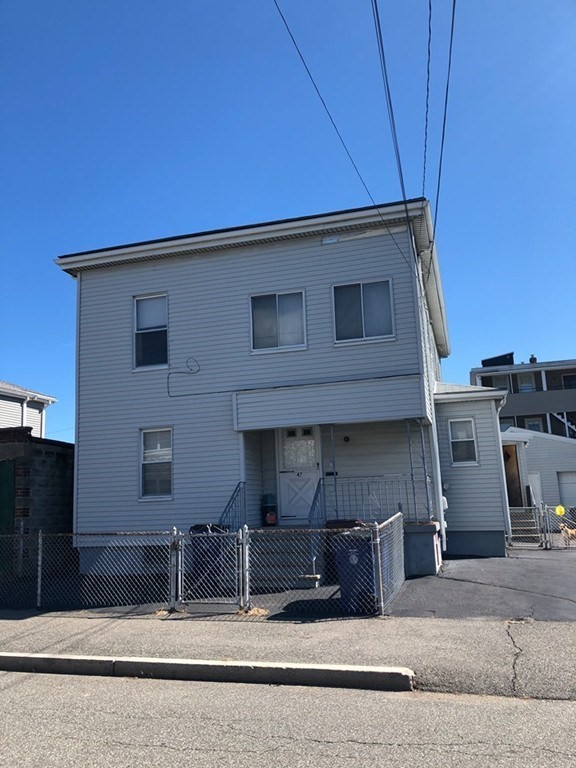 47 Elmwood Street, Revere, Massachusetts, 2 Bedrooms Bedrooms, 5 Rooms Rooms,1 BathroomBathrooms,Residential Lease,For Rent,Elmwood Street,73507202