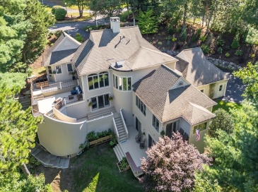 3 Glenwood Ln, Sandwich, Massachusetts, 4 Bedrooms Bedrooms, 8 Rooms Rooms,3.5 BathroomsBathrooms,Residential,For Sale,Glenwood Ln,73507231
