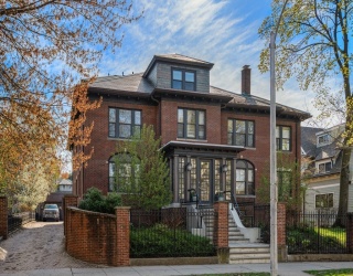 157 Babcock, Brookline, Massachusetts, 3 Bedrooms Bedrooms, 10 Rooms Rooms,2.5 BathroomsBathrooms,Residential,For Sale,Babcock,73507210