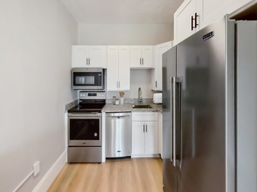 44 Guild Street, Boston, Massachusetts, 2 Bedrooms Bedrooms, 4 Rooms Rooms,1 BathroomBathrooms,Residential Lease,For Rent,Guild Street,73507247