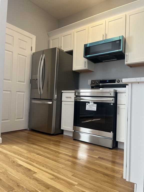 1 Mcgrath Hywy, Quincy, Massachusetts, 1 Bedroom Bedrooms, 4 Rooms Rooms,1 BathroomBathrooms,Residential Lease,For Rent,Mcgrath Hywy,73507219