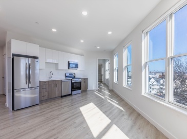 319 Broadway, Everett, Massachusetts, 1 Bedroom Bedrooms, 4 Rooms Rooms,1 BathroomBathrooms,Residential Lease,For Rent,Broadway,73507325 319 Broadway, Everett, Massachusetts, 1 Bedroom Bedrooms, 4 Rooms Rooms,1 BathroomBathrooms,Residential Lease,For Rent,Broadway,73507325