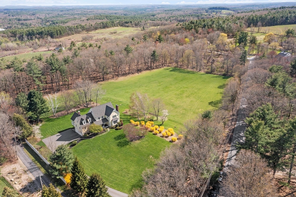 210 Old Littleton Road, Harvard, Massachusetts, 4 Bedrooms Bedrooms, 10 Rooms Rooms,3.5 BathroomsBathrooms,Residential,For Sale,Old Littleton Road,73507383