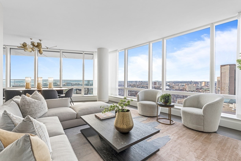 430 Stuart St, Boston, Massachusetts, 2 Bedrooms Bedrooms, 5 Rooms Rooms,2.5 BathroomsBathrooms,Residential,For Sale,Stuart St,73507287