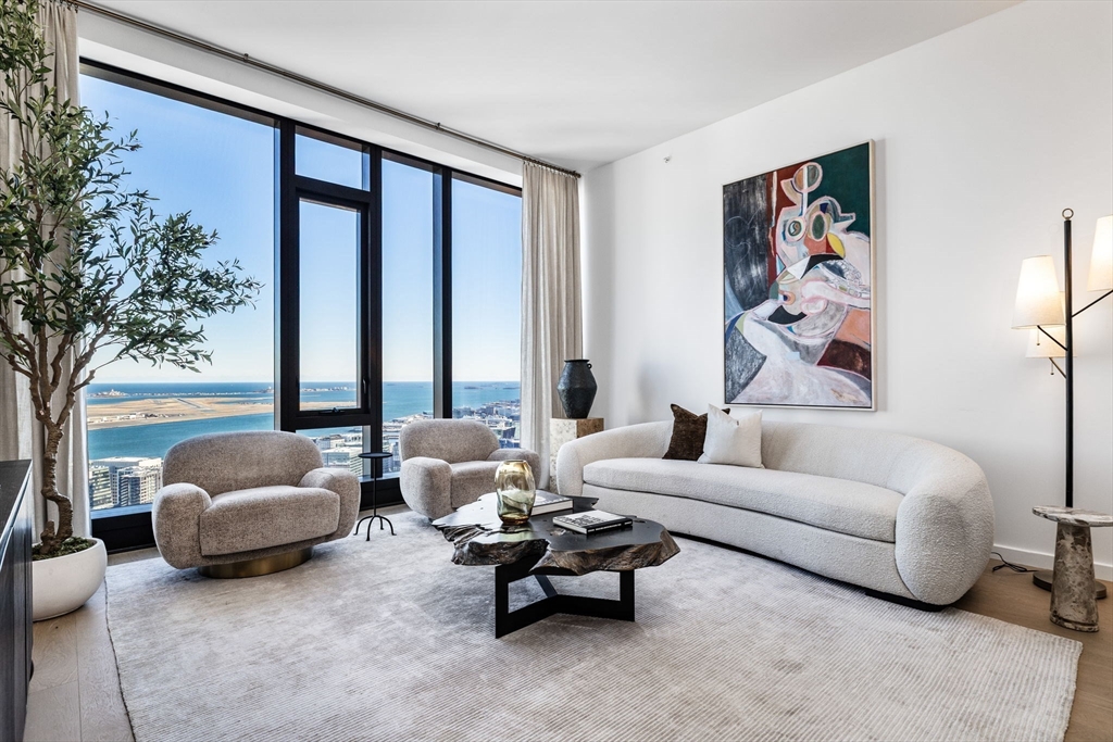 682 Atlantic Ave, Boston, Massachusetts, 2 Bedrooms Bedrooms, 4 Rooms Rooms,2.5 BathroomsBathrooms,Residential,For Sale,Atlantic Ave,73507288