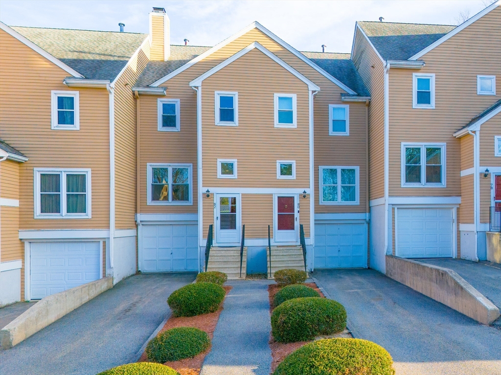 82 Camelot Dr., Worcester, Massachusetts, 2 Bedrooms Bedrooms, 6 Rooms Rooms,1.5 BathroomsBathrooms,Residential Lease,For Rent,Camelot Dr.,73507314