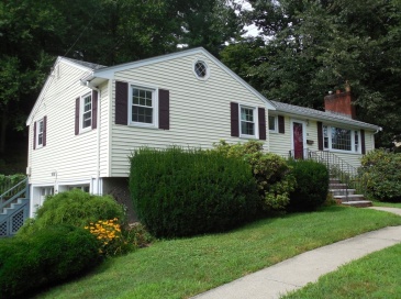 166 Totten Pond Rd, Waltham, Massachusetts, 3 Bedrooms Bedrooms, 7 Rooms Rooms,2.5 BathroomsBathrooms,Residential Lease,For Rent,Totten Pond Rd,73493175