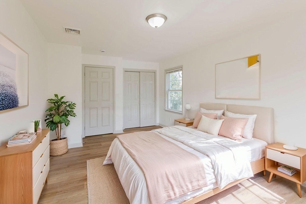 2593 Washington St, Boston, Massachusetts, 5 Bedrooms Bedrooms, 10 Rooms Rooms,2.5 BathroomsBathrooms,Residential Lease,For Rent,Washington St,73507458