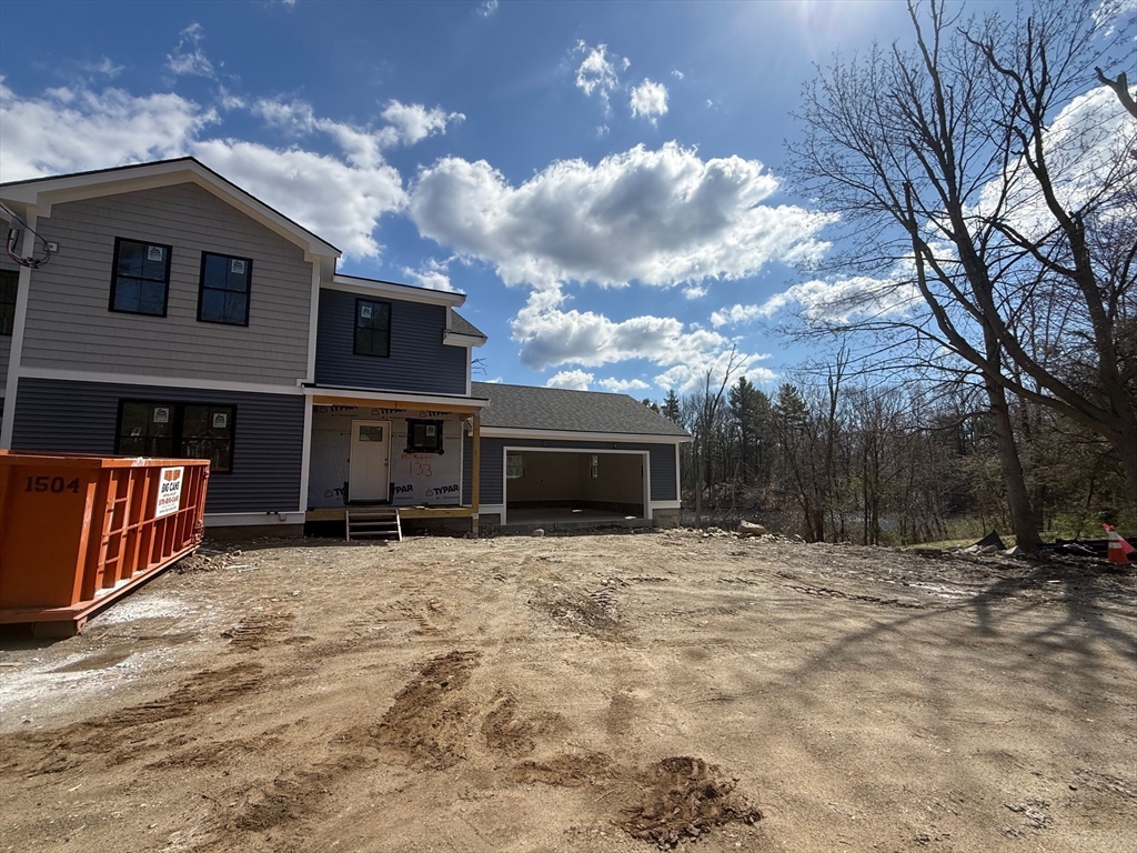 133 Essex Street, Middleton, Massachusetts, 3 Bedrooms Bedrooms, 6 Rooms Rooms,2.5 BathroomsBathrooms,Residential,For Sale,Essex Street,73507466