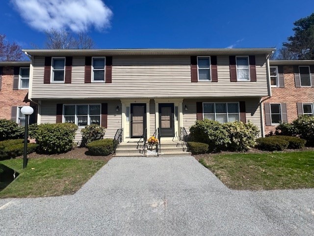 34 Eastern Ave., Webster, Massachusetts, 2 Bedrooms Bedrooms, 5 Rooms Rooms,1.5 BathroomsBathrooms,Residential,For Sale,Eastern Ave.,73507475