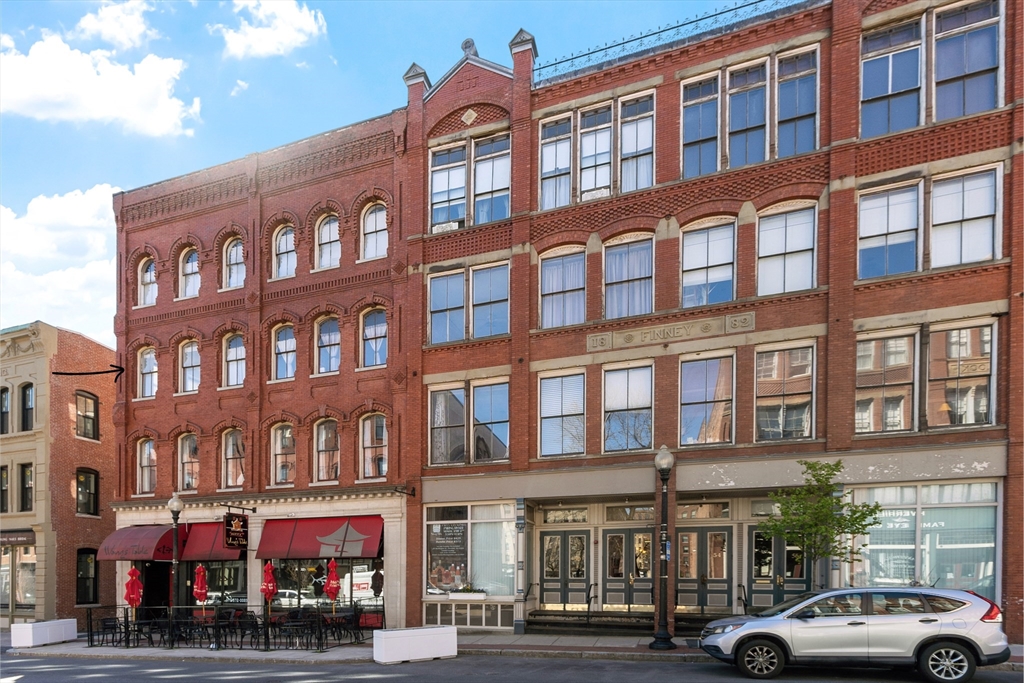 46 Washington St, Haverhill, Massachusetts, 1 Bedroom Bedrooms, 3 Rooms Rooms,1 BathroomBathrooms,Residential,For Sale,Washington St,73507404