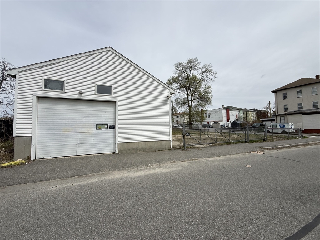 44 Ellsworth Street, Worcester, Massachusetts, ,Commercial Sale,For Sale,Ellsworth Street,73507421