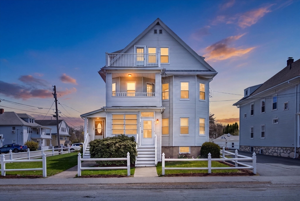 142 Winslow Ave, Norwood, Massachusetts, 2 Bedrooms Bedrooms, 5 Rooms Rooms,1 BathroomBathrooms,Residential Lease,For Rent,Winslow Ave,73507427