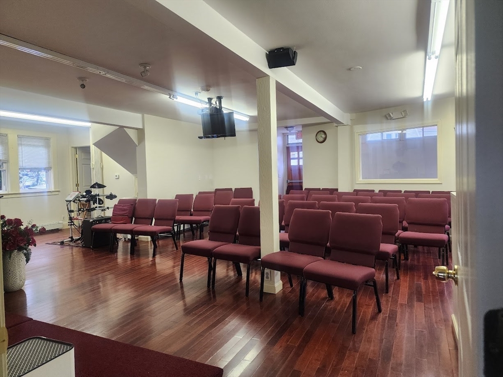 762 Southern Artery, Quincy, Massachusetts, ,Commercial Sale,For Sale,Southern Artery,73507441