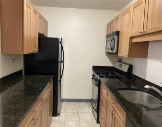 8 Whittier Place, Boston, Massachusetts, 1 Bedroom Bedrooms, 4 Rooms Rooms,1 BathroomBathrooms,Residential Lease,For Rent,Whittier Place,73507510