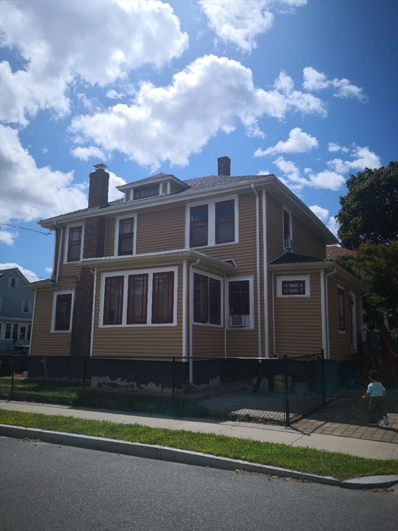 139 Brook St, Quincy, Massachusetts, 4 Bedrooms Bedrooms, 7 Rooms Rooms,2 BathroomsBathrooms,Residential Lease,For Rent,Brook St,73502520