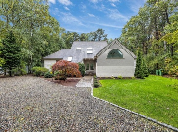 50 Topping Lift, Mashpee, Massachusetts, 3 Bedrooms Bedrooms, 6 Rooms Rooms,3.5 BathroomsBathrooms,Residential,For Sale,Topping Lift,73507575